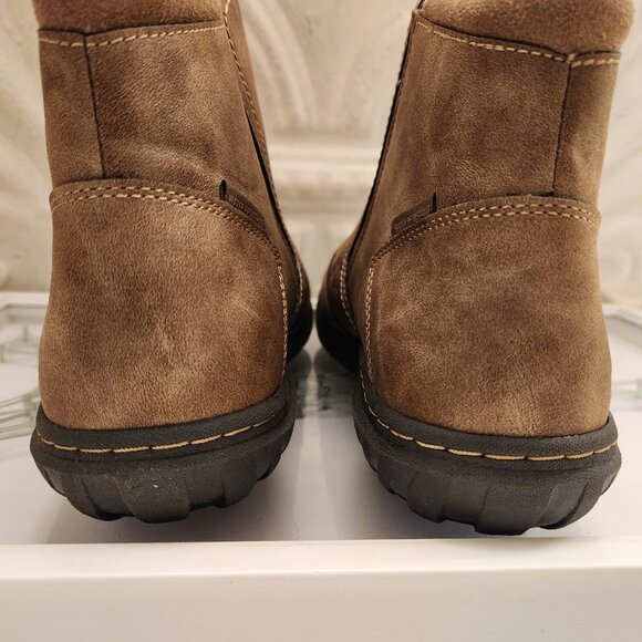 JBU WaterProof "Polaris" Booties in Tobacco. NIB. Size 9 - Picture 7 of 10